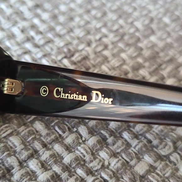 DIOR LadyDiorStuds Sunglasses - Picture 6 of 10